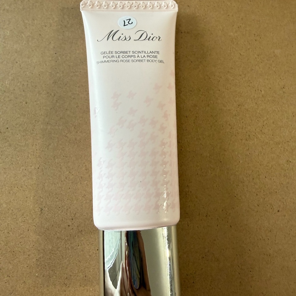 Shimmering Rose Sorbet Body Gel - Pink
